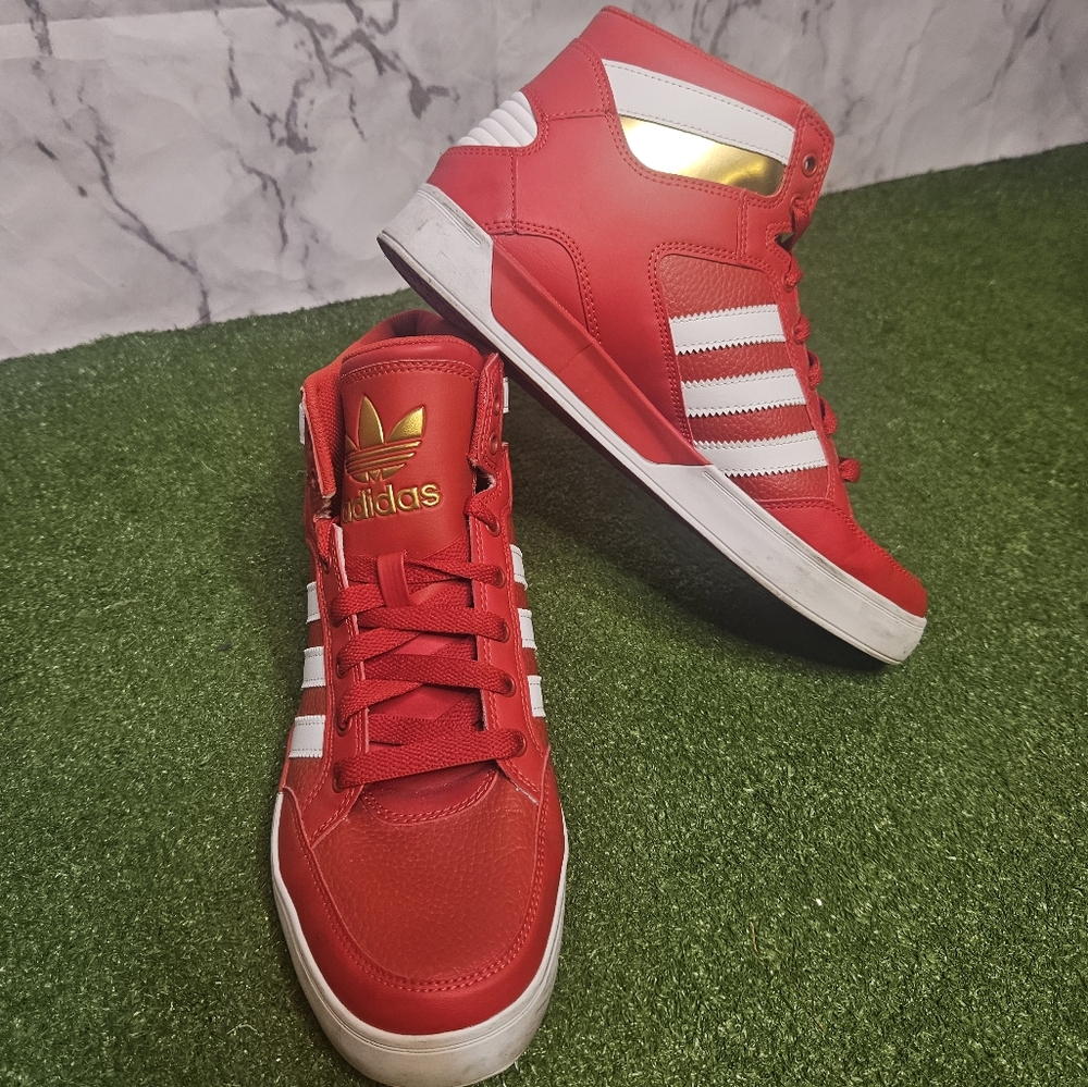 Mens Red & Gold Adidas Hi Top Size 9.5 Men (11 Women) Used